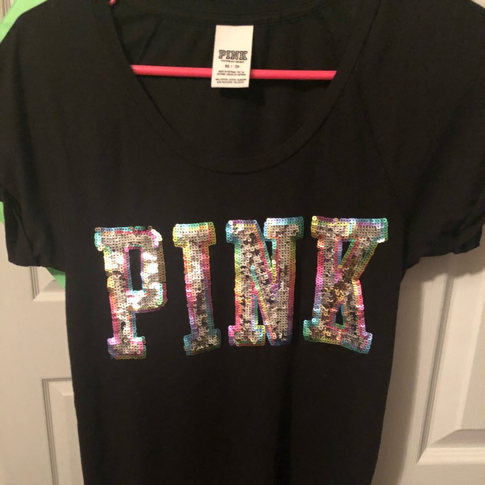 VS Pink Tee